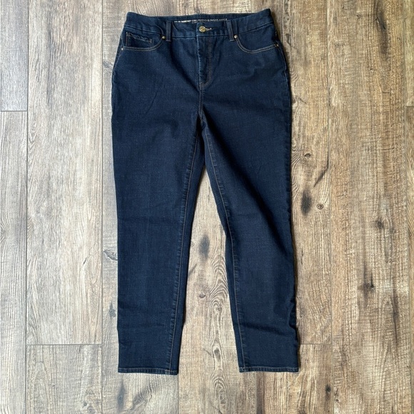 Chico's So Slimming Girlfriend Slim Leg Ankle Dark Jeans Women's Size US 6R - Picture 1 of 9